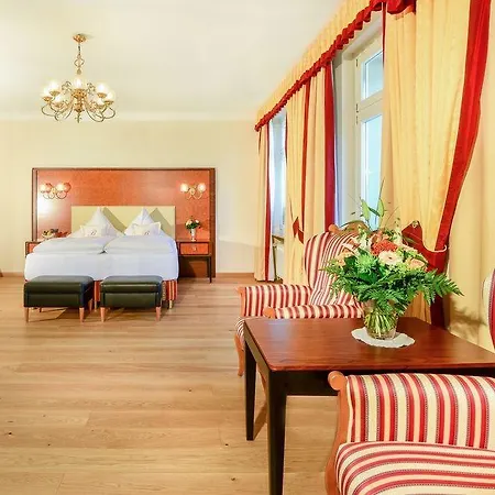 Bellevue Rheinhotel 4*