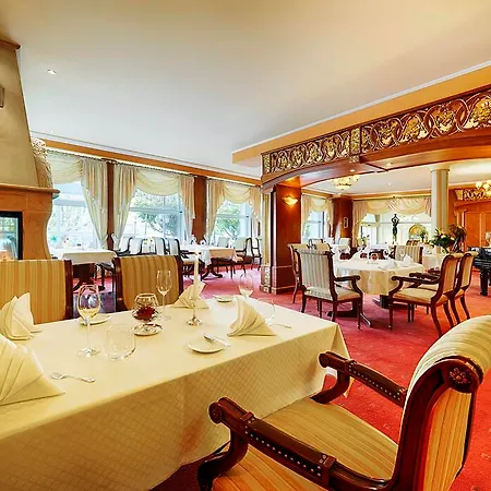 Bellevue Rheinhotel Hotel 4*