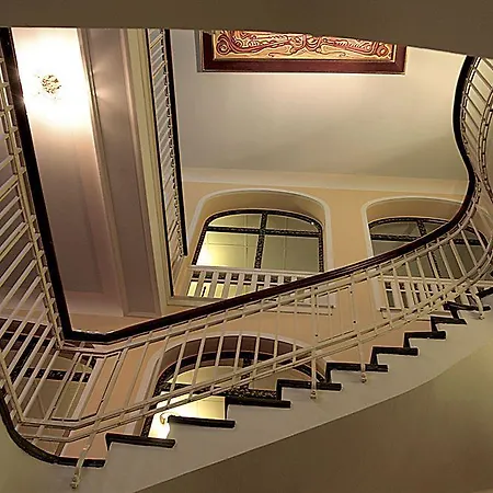 Bellevue Rheinhotel Otel Boppard