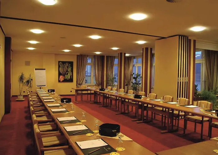 Bellevue Rheinhotel 4*