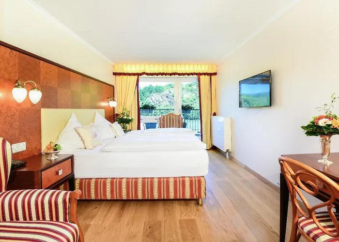 Bellevue Rheinhotel 4*