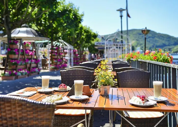 Bellevue Rheinhotel 4*